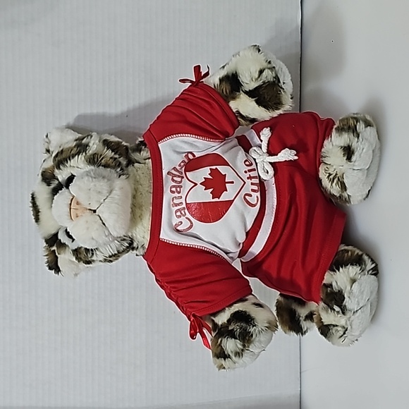 Build-a-bear Wwf Snow Leopard w/outfit - Picture 1 of 3